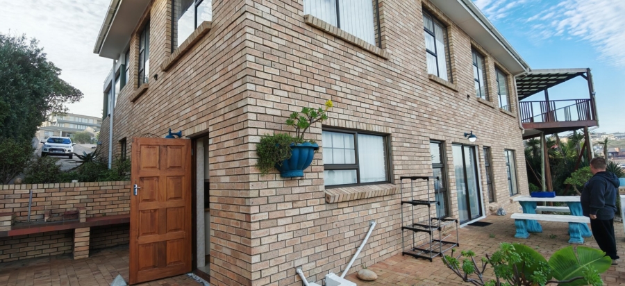 5 Bedroom Property for Sale in Dana Bay Western Cape